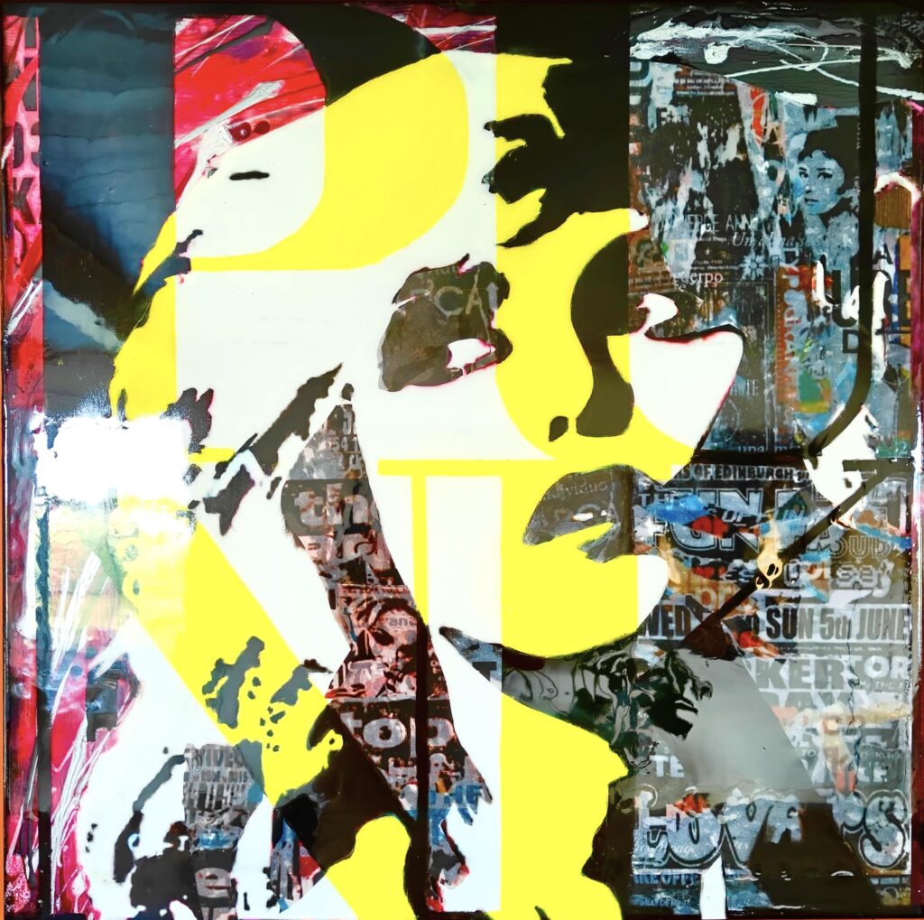 Abstract portret in pop-art stijl met felle gele vormen, gelaagde straatposters, collage-elementen en contrasterende zwarte, witte, rode en blauwe vlakken. Hedendaags mixed-media kunstwerk van Ruud van Straten.